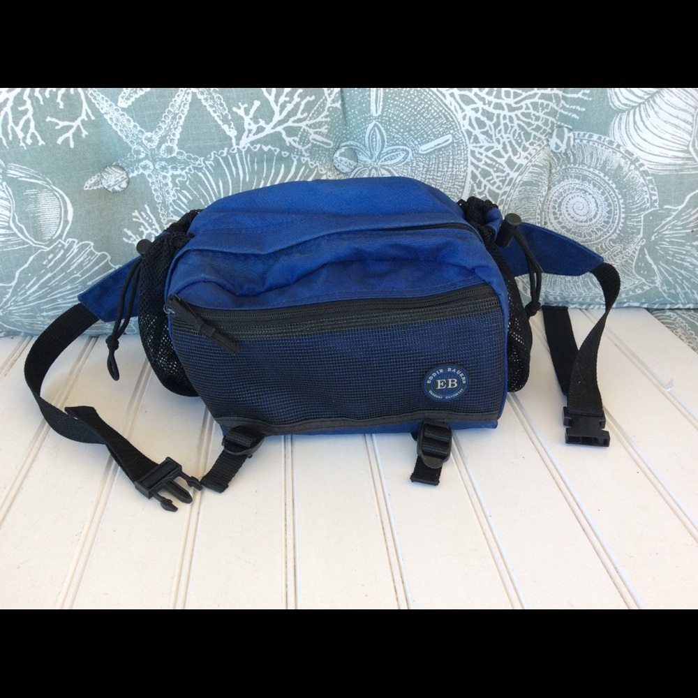 Eddie Bauer Vintage 1990s Belt/Waist Bag.